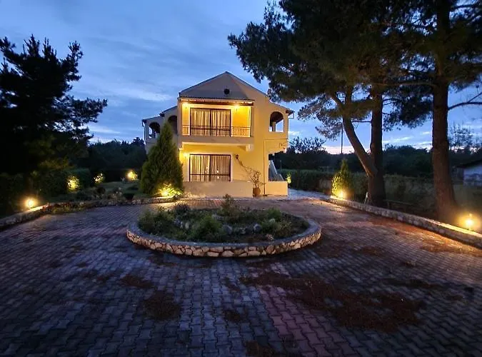 Alexandra 8 * Lefkimmi (Corfu)